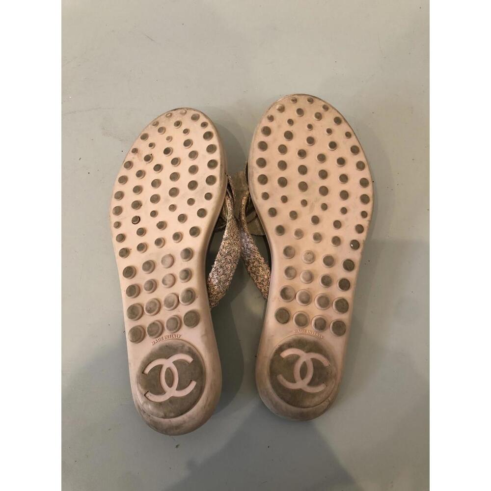 Chanel Vintage Pink Tweed Thong Flats - Picture 2 of 3